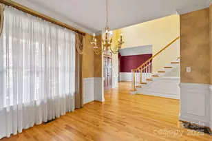 6 Huntington Chase Dr, Asheville, NC 28805 - Photo 7