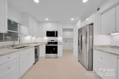 8343 Norcroft Drive, Charlotte, NC 28269 - Photo 13