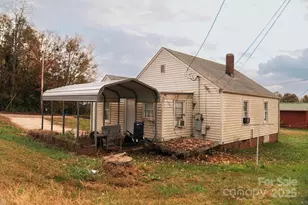 121 Martin St, Ellenboro, NC 28040 - Photo 5