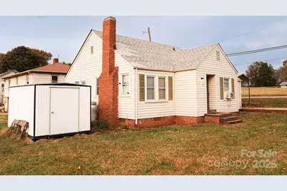 121 Martin Street, Ellenboro, NC 28040 - Photo 9
