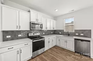 15018 Scoter St, Charlotte, NC 28262 - Photo 9