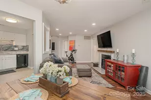 6501 Clavell Ln, Charlotte, NC 28210 - Photo 3