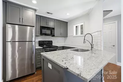 2502 Cranbrook Lane #6, Charlotte, NC 28207 - Photo 5