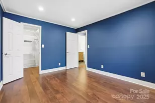 2502 Cranbrook Ln, Charlotte, NC 28207 - Photo 15