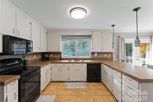 148 Woodland Dr SW, Concord, NC 28025 - Photo 5