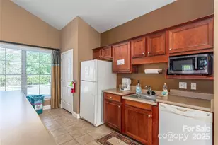 90 Mountain Meadow Cir, Weaverville, NC 28787 - Photo 23