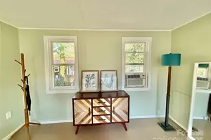 25 Sweet Clover Ln, Hendersonville, NC 28739 - Photo 15