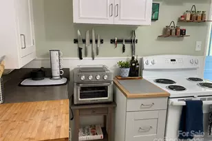 25 Sweet Clover Ln, Hendersonville, NC 28739 - Photo 7