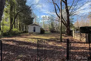 25 Sweet Clover Ln, Hendersonville, NC 28739 - Photo 25