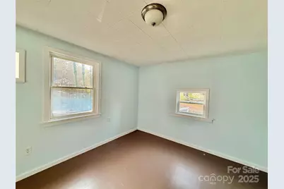 25 Sweet Clover Lane, Hendersonville, NC 28739 - Photo 17