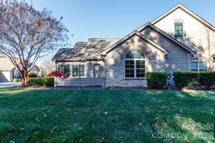 3546 South Bank Ct, Matthews, NC 28105 - Photo 3