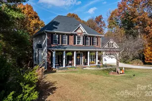 5665 Crown Terrace, Hickory, NC 28601 - Photo 3