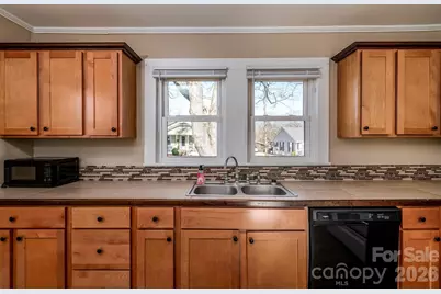 569 Hunter Avenue, Kannapolis, NC 28083 - Photo 7