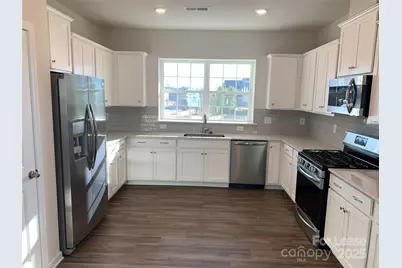 17212 Snug Harbor Drive, Charlotte, NC 28278 - Photo 3