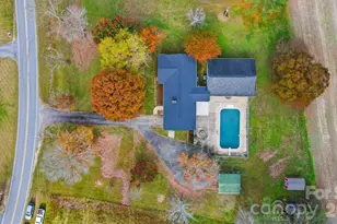 1404 Old Mill Rd, Lincolnton, NC 28092 - Photo 1