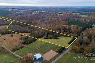 2597 Green Creek Dr, Columbus, NC 28722 - Photo 1