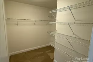 350 Melbourne Ct, Charlotte, NC 28209 - Photo 15