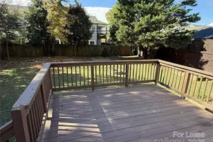 350 Melbourne Ct, Charlotte, NC 28209 - Photo 19