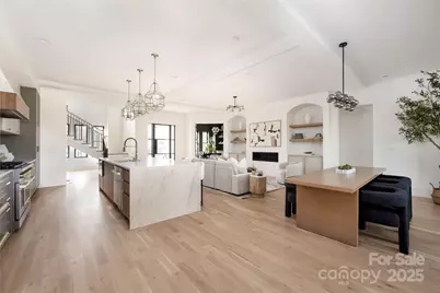 4041 Hiddenbrook Drive, Charlotte, NC 28205 - Photo 19