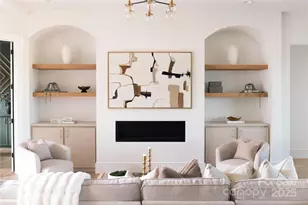 4041 Hiddenbrook Dr, Charlotte, NC 28205 - Photo 3