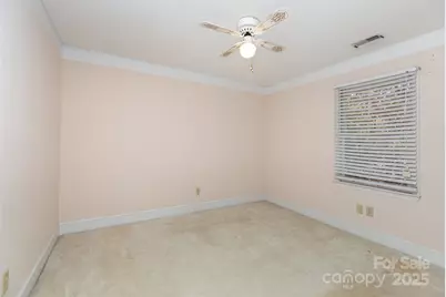 9208 Willowglen Trail, Charlotte, NC 28215 - Photo 15