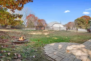 20332 Colony Point Ln, Cornelius, NC 28031 - Photo 33