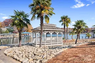 20332 Colony Point Ln, Cornelius, NC 28031 - Photo 5