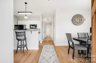 11 Byrdcliffe Ln, Asheville, NC 28805 - Photo 13