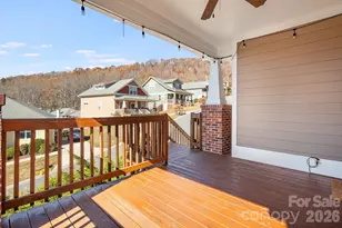 11 Byrdcliffe Ln, Asheville, NC 28805 - Photo 11