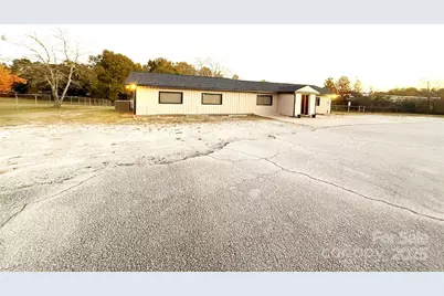 31613 McGregor Street, Pageland, SC 29728 - Photo 3