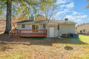 8331 Gera Emma Dr, Charlotte, NC 28215 - Photo 25