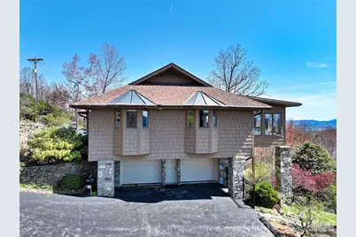 300 Roberts Drive, Hendersonville, NC 28739 - Photo 41