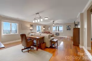 300 Roberts Dr, Hendersonville, NC 28739 - Photo 35