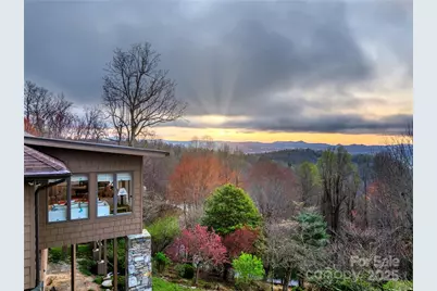 300 Roberts Drive, Hendersonville, NC 28739 - Photo 45