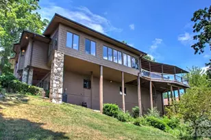 300 Roberts Dr, Hendersonville, NC 28739 - Photo 43