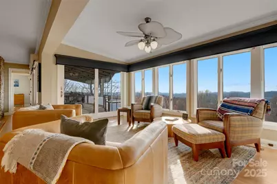 300 Roberts Drive, Hendersonville, NC 28739 - Photo 13