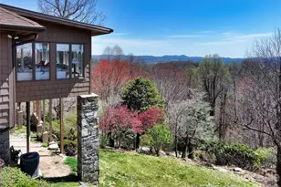 300 Roberts Dr, Hendersonville, NC 28739 - Photo 43