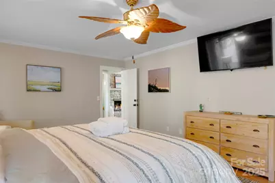 300 Roberts Drive, Hendersonville, NC 28739 - Photo 25