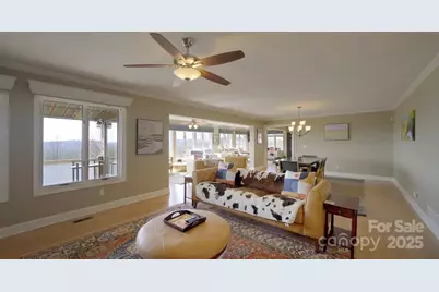 300 Roberts Drive, Hendersonville, NC 28739 - Photo 9