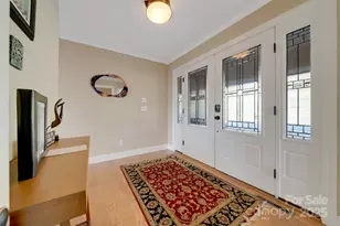 300 Roberts Dr, Hendersonville, NC 28739 - Photo 5