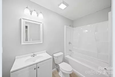 801 Pennsylvania Avenue, Charlotte, NC 28216 - Photo 3