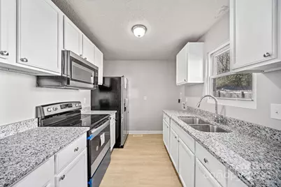 801 Pennsylvania Avenue, Charlotte, NC 28216 - Photo 11