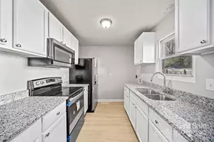 801 Pennsylvania Ave, Charlotte, NC 28216 - Photo 11