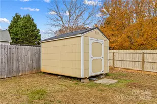 1050 Wentwood Ln, Salisbury, NC 28147 - Photo 39