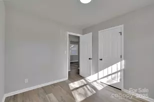 2545 Abelwood Rd, Charlotte, NC 28216 - Photo 11