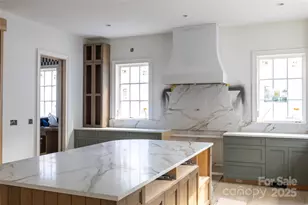 1007 Dacavin Dr, Charlotte, NC 28226 - Photo 5