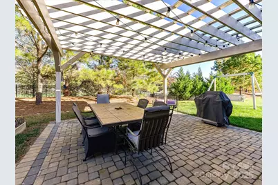 401 Hollyhock Drive, Matthews, NC 28104 - Photo 29