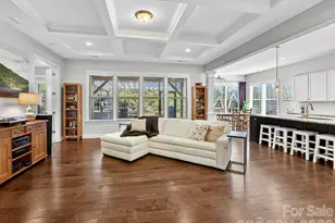 401 Hollyhock Dr, Matthews, NC 28104 - Photo 15