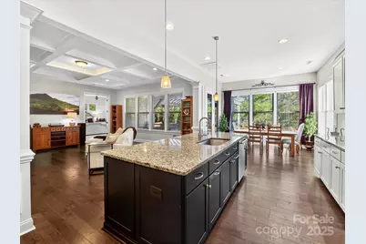 401 Hollyhock Drive, Matthews, NC 28104 - Photo 7