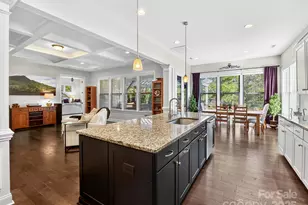 401 Hollyhock Dr, Matthews, NC 28104 - Photo 7